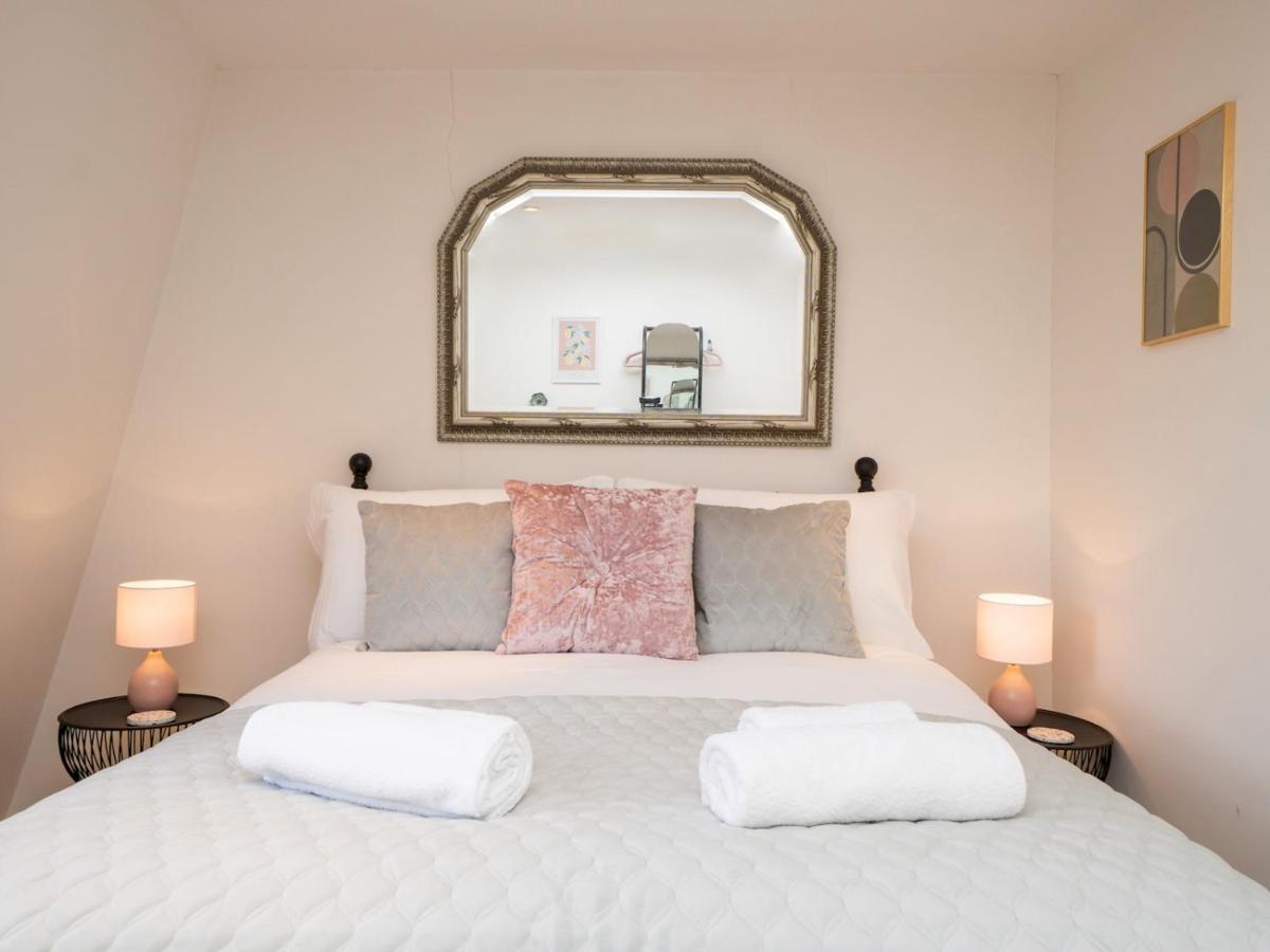 Pass The Keys 2 Bed Flat In The Heart Of Bath Apartment Exterior photo
